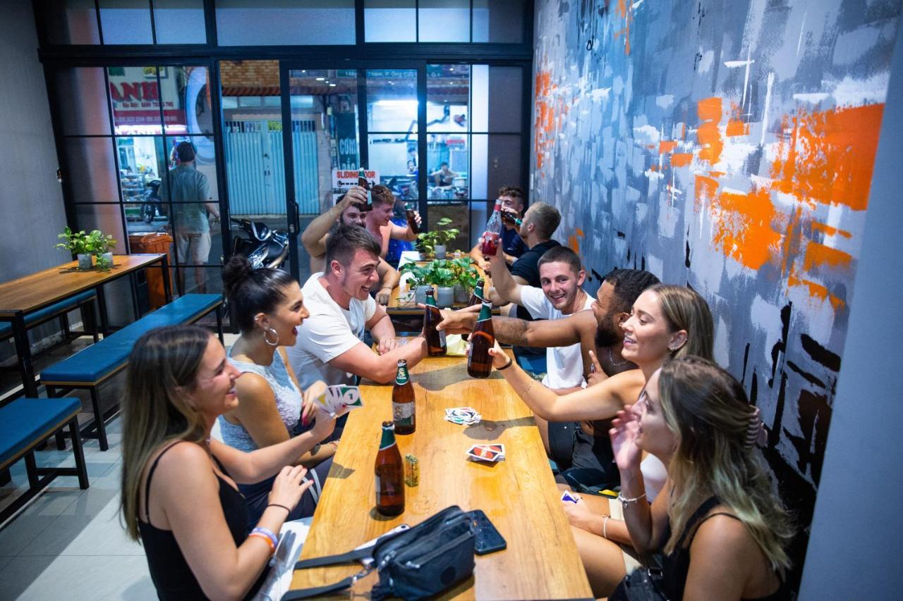 بيت شباب Base Backpackers مدينة هوشي منه المظهر الخارجي الصورة